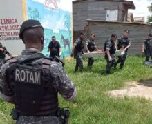 Menor apontado como autor de assassinatos é morto em confronto com a PM