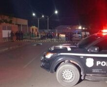 Criminosos surpreendem homem que lanchava na rua e o executam com seis tiros na cabeça