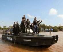 Clécio entrega lancha blindada para combate ao crime organizado nos rios do Amapá