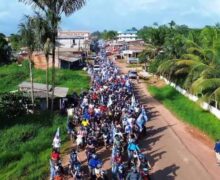 Justiça rejeita ação contra Guido por ato com mototaxistas permissionários da prefeitura