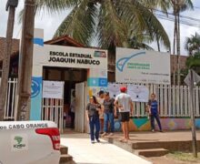 Após campanha acirrada, Oiapoque volta às urnas e moradores da Guiana atravessam o rio para votar