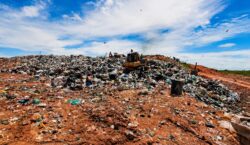 Ação cobra R$ 5,7 milhões e pede fechamento de aterro e incineradora perto de área quilombola