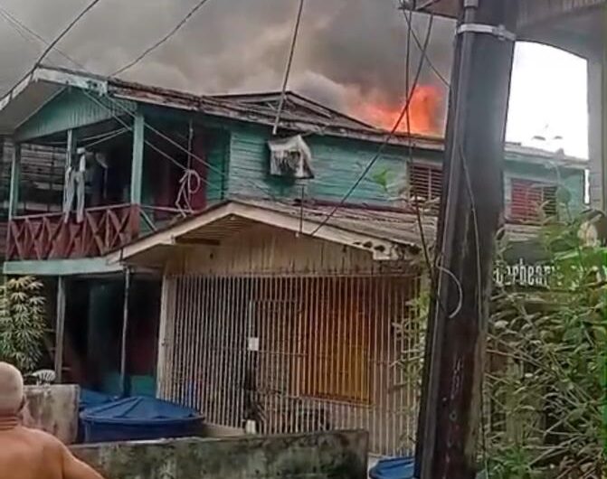Incêndio atinge imóvel e deixa três famílias desalojadas no Igarapé da Fortaleza