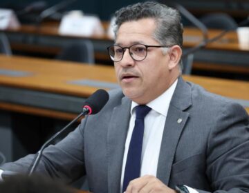 Malafaia expõe lista de deputados que tentam adiar fim da escala 6×1