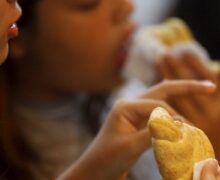 Lei municipal tenta proibir lanches que não sejam saudáveis nas escolas