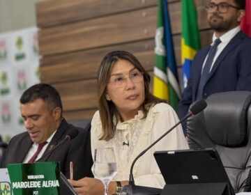 Vereadores se solidarizam com Margleide e apontam supostos abusos em operação