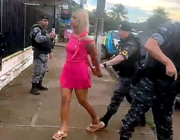 Traficante xinga PMs, resiste à abordagem e acaba presa com cocaína e droga sintética