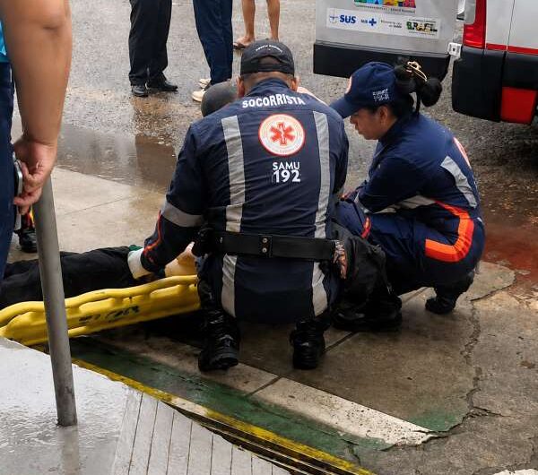 Estudante de 13 anos cai de escola particular e é internado em estado grave