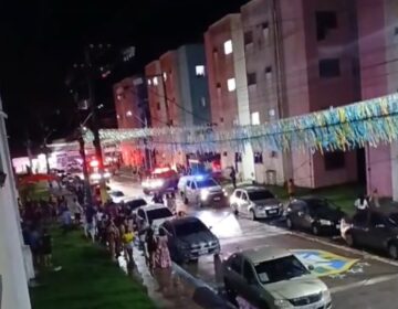 Confronto deixa policial baleado e suspeito ferido após queda de quarto andar