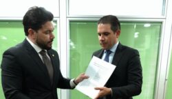 Transposição: Acácio conclui relatório da PEC 47 e Mota acelera tramitação