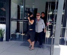 Golpista usava dispositivo para prender cartões e furtar clientes dentro dos bancos