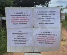 Com ruas precárias, moradores improvisam barreiras para conter caminhões