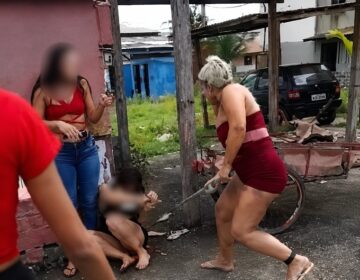Mulher que viralizou espancando vítimas a mando de facção é presa em Macapá