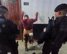 Ladrão com deficiência esconde celular furtado dentro da prótese