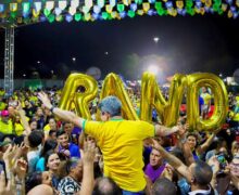 Juíza suspende ato, mas Randolfe confirma pré-candidatura ao Senado: ‘só adiaram a festa’