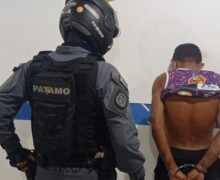 Traficante pula a janela de casa ao avistar a polícia e acaba preso