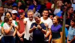 Convenção reúne 15 mil no AP e oficializa Randolfe ao Senado