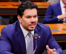 Relator da PEC 47, Acácio troca entrevista por articulação de urgência no Congresso