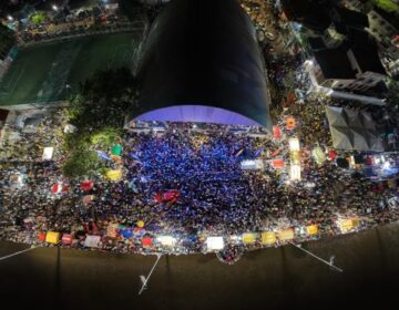 Clécio oficializa candidatura à reeleição em convenção com 70 mil pessoas na orla de Macapá