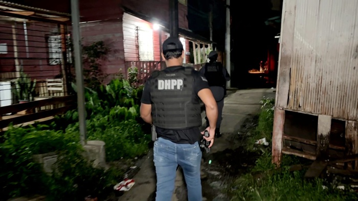 Homem é executado por facção após recusar entregar celular