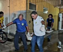Inquilino implora para não morrer mas é executado na frente da esposa e do filho