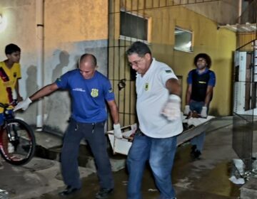 Inquilino implora para não morrer mas é executado na frente da esposa e do filho
