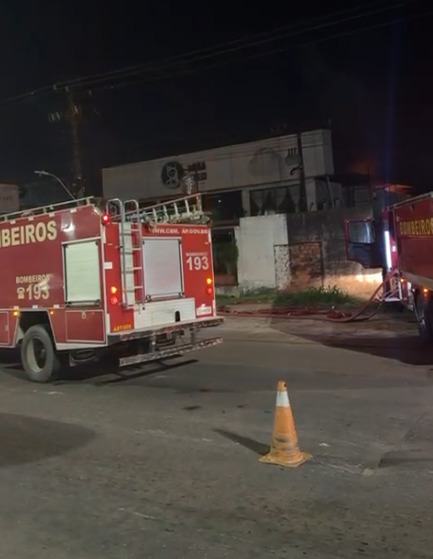 Incêndio destrói parte de restaurante na Zona Norte de Macapá