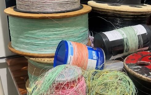 Mortais, linhas cortantes de pipas são usadas em lugares de grande público em Macapá