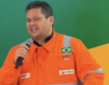 Alcolumbre diz que Amapá deve à Lula a exploração do petróleo: “enfrentou todos”