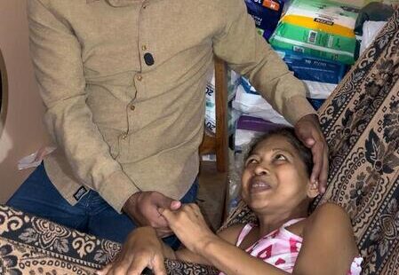 Com rins parados e perda da visão, Dona Kelly volta a sorrir após receber ajuda e comida para os filhos