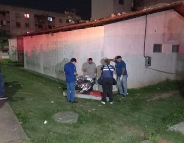 Idoso é espancado até a morte por suposto ato obsceno em rua de residencial