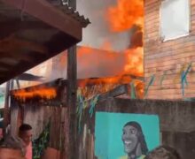 Incêndio de grandes proporções destrói cerca de 20 casas no Ambrósio