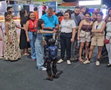 Para falar de tecnologia no controle de contas, TCE leva robô para a Expofeira