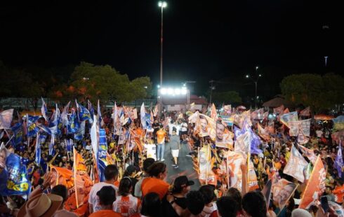 “Paredão” reúne mais de 5 mil de apoiadores de Acácio no Araxá