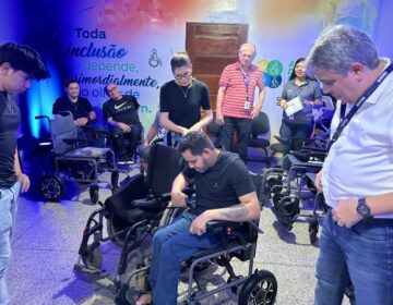 Equatorial doa cadeiras motorizadas para pessoas com deficiência no Amapá