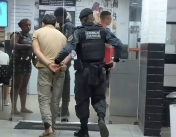 Monitorado por tornozeleira, homem é preso vendendo maconha