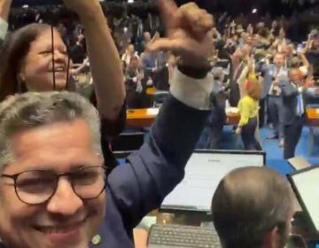 Único deputado do AP em comissão sobre a 6×1, Dorinaldo celebra aprovação no Senado