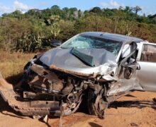 Empresário morre e padre fica ferido em grave colisão na BR-156