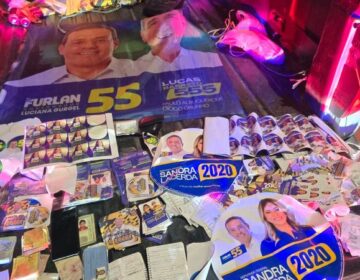 Equipe de candidatos é presa com dinheiro e propaganda na madrugada de Santana