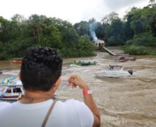 Com dores no nervo ciático, devota faz promessa durante Romaria Fluvial