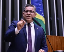 Câmara aprova ampliação de indenização para servidores que atuam nas fronteiras