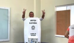 Com candidatura indefinida no TSE, Furlan vota: ‘estou confiante’