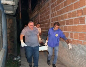 Jovem é perseguido por três homens e executado com oito tiros no Pacoval