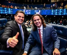 Sob comando de Davi, Senado aprova fim da escala 6×1