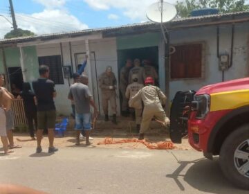Criança de 2 anos morre após cair em poço de 10 metros